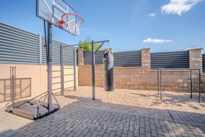 Prodej rodinného domu, Přezletice, 218 m2