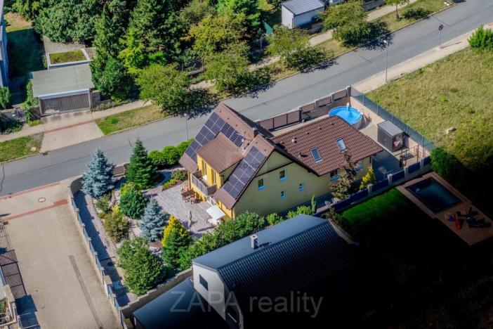 Prodej rodinného domu, Přezletice, 218 m2