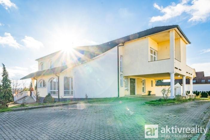 Prodej pozemku pro bydlení, Praha - Šeberov, K Hrnčířům, 2233 m2