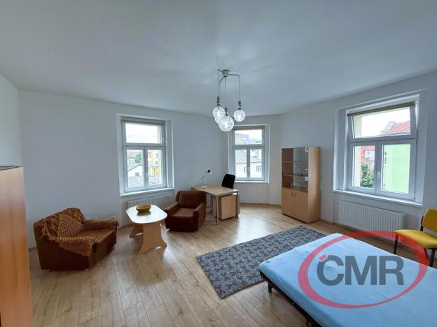 Pronájem bytu 2+kk, Praha, K Botiči, 47 m2
