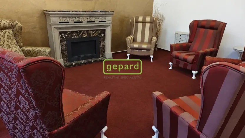 Pronájem kanceláře, Brno - Veveří, Moravské náměstí, 206 m2