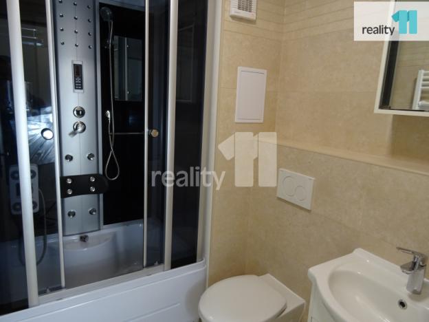 Pronájem bytu 1+kk, Děčín - Děčín I-Děčín, Karla Čapka, 30 m2