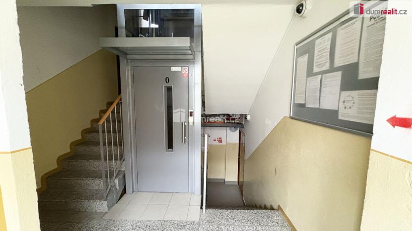 Pronájem bytu 2+1, Jirkov, SNP, 60 m2