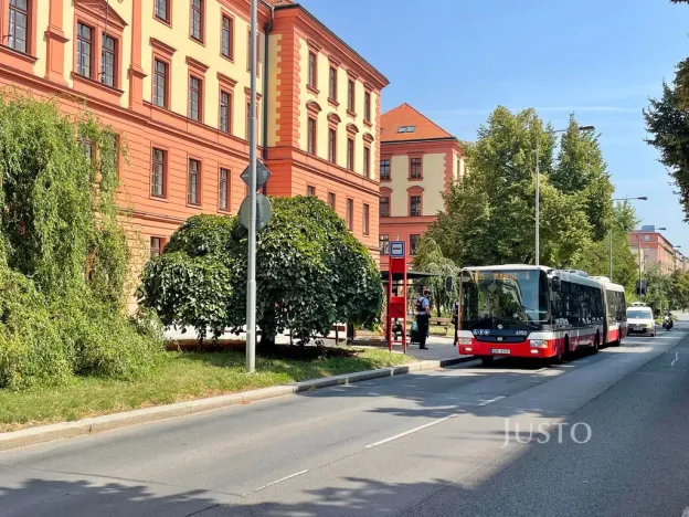 Prodej bytu 2+kk, Praha, 28. pluku, 64 m2