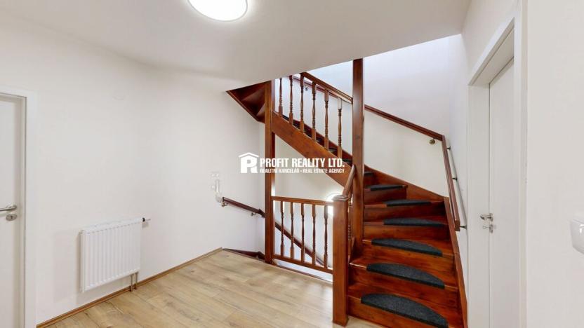 Prodej rodinného domu, Praha - Lipence, Údolí hvězd, 406 m2