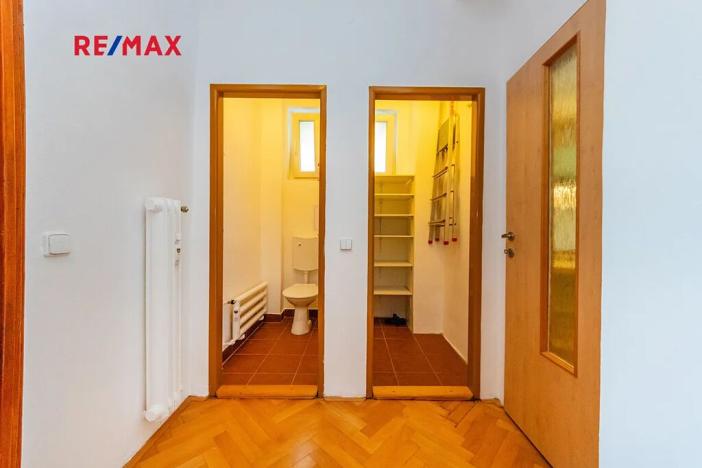 Pronájem bytu 2+1, Praha - Střešovice, Na Petynce, 63 m2