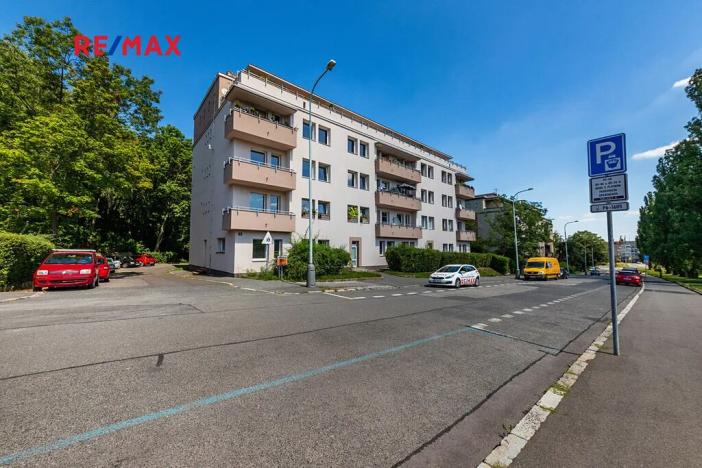 Pronájem bytu 2+1, Praha - Střešovice, Na Petynce, 63 m2