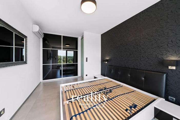 Prodej bytu 4+kk, Znojmo, Aninská, 100 m2