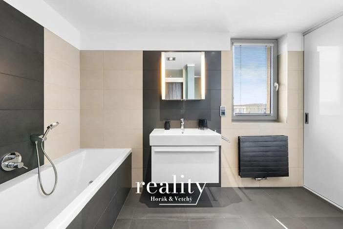 Prodej bytu 4+kk, Znojmo, Aninská, 100 m2