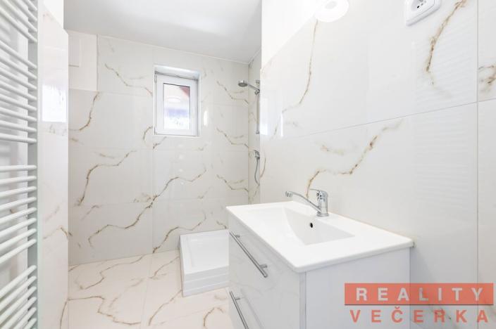 Pronájem rodinného domu, Cheznovice, 220 m2