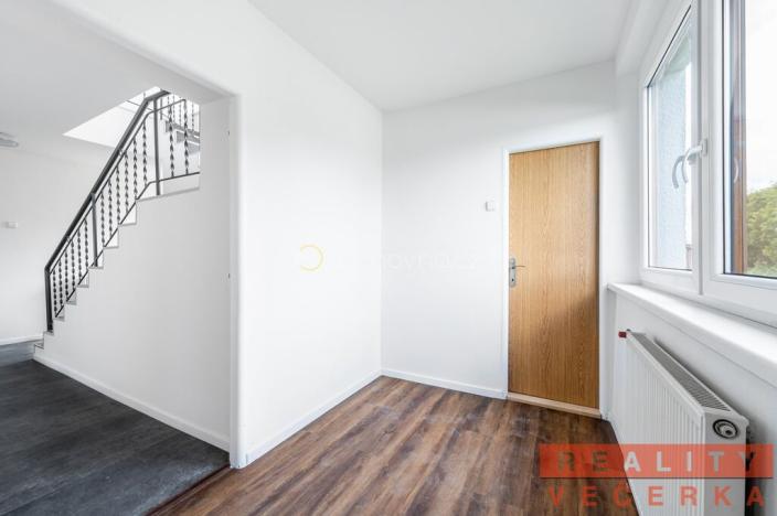 Pronájem rodinného domu, Cheznovice, 220 m2