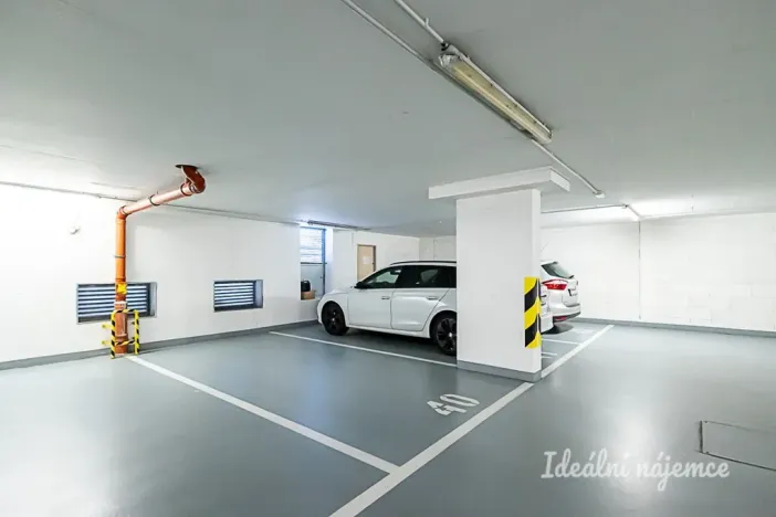 Pronájem bytu 2+kk, Praha - Kyje, Sicherova, 47 m2
