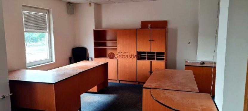 Pronájem výrobních prostor, Hradec Králové - Třebeš, V Mlejnku, 340 m2