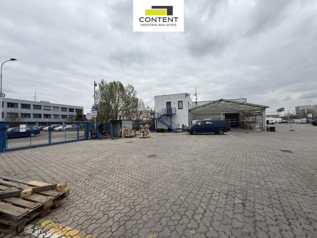 Pronájem výrobních prostor, Praha - Hostivař, Radiová, 3922 m2