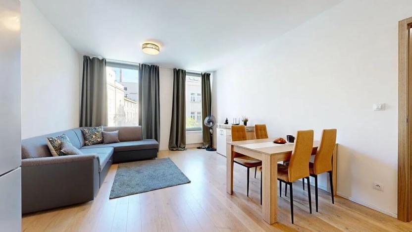 Prodej bytu 2+kk, Praha - Smíchov, Nádražní, 52 m2