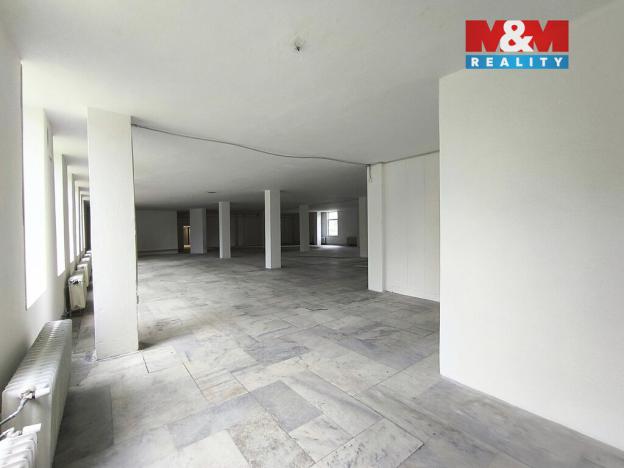Prodej obchodního prostoru, Karviná, Borovského, 2200 m2