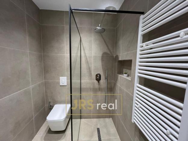 Prodej bytu 1+1, Durres, Albánie, 56 m2