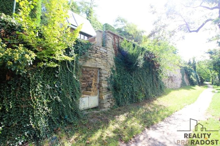 Prodej zahrady, Znojmo, 1116 m2