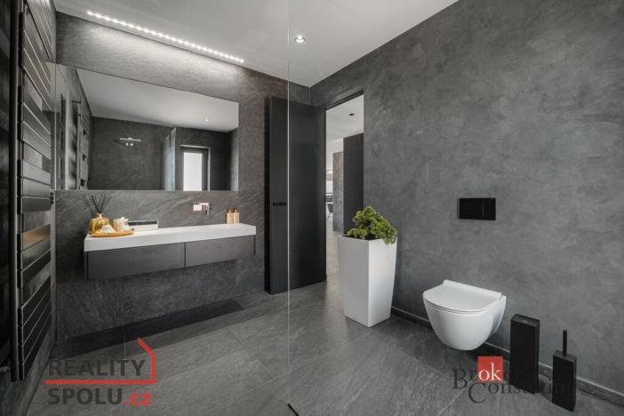 Prodej rodinného domu, Úherce, 268 m2