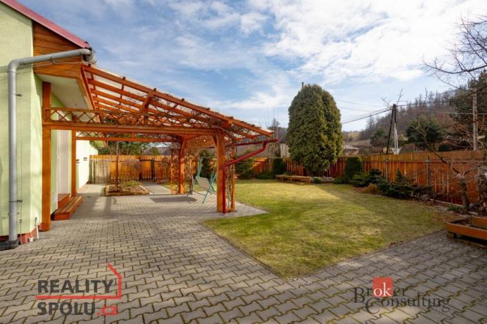 Prodej rodinného domu, Krasov, 268 m2