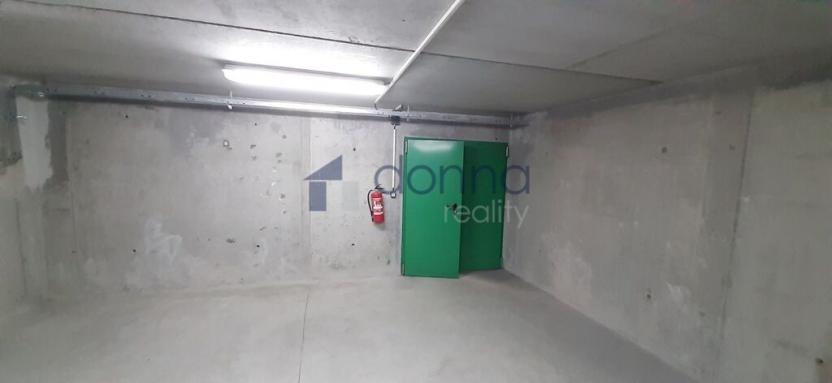 Pronájem skladu, Praha, Högerova, 33 m2