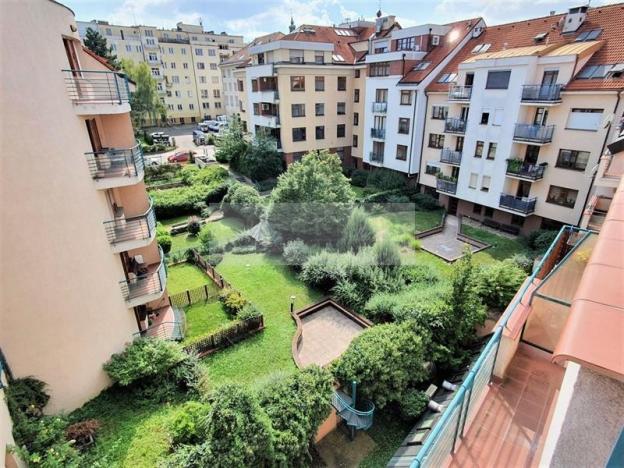 Pronájem bytu 2+kk, Praha, Patočkova, 80 m2