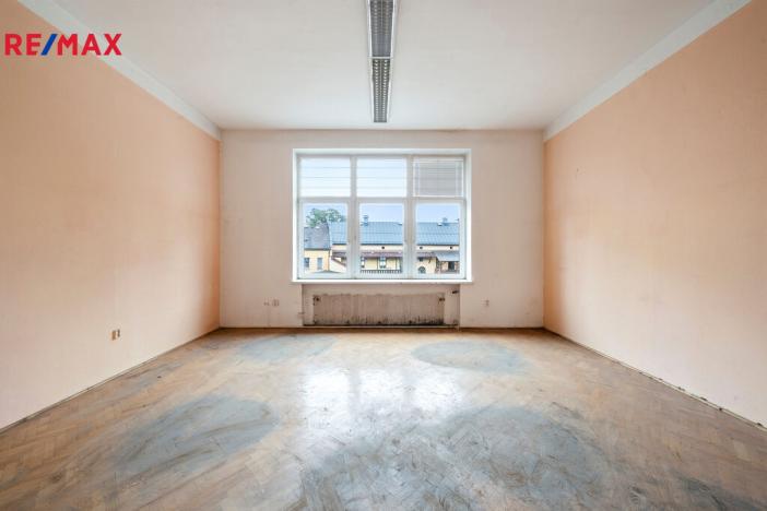 Prodej rodinného domu, Hronov, Čapkova, 400 m2