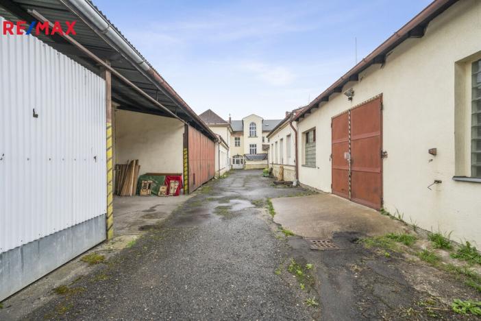 Prodej rodinného domu, Hronov, Čapkova, 400 m2