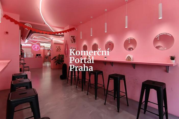 Pronájem restaurace, Praha - Malá Strana, Karmelitská, 259 m2
