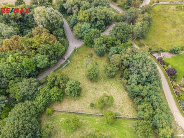 Prodej pozemku, Průhonice, 4951 m2