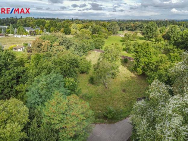 Prodej pozemku, Průhonice, 4951 m2