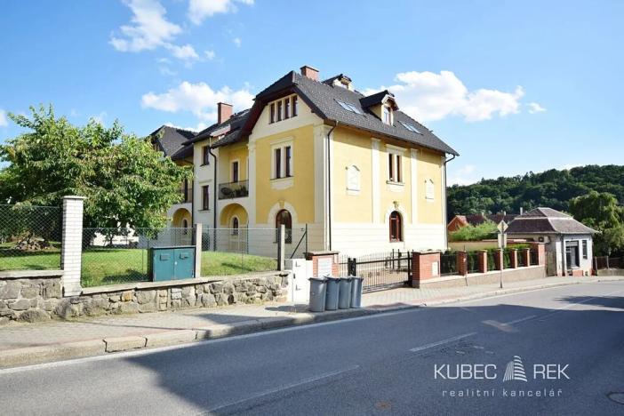 Pronájem bytu 1+kk, Tábor, Bechyňská, 35 m2