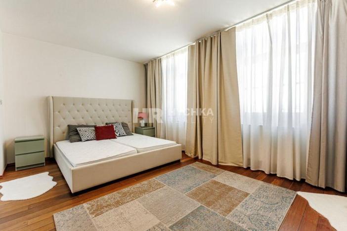 Pronájem bytu 3+kk, Praha - Vinohrady, 159 m2
