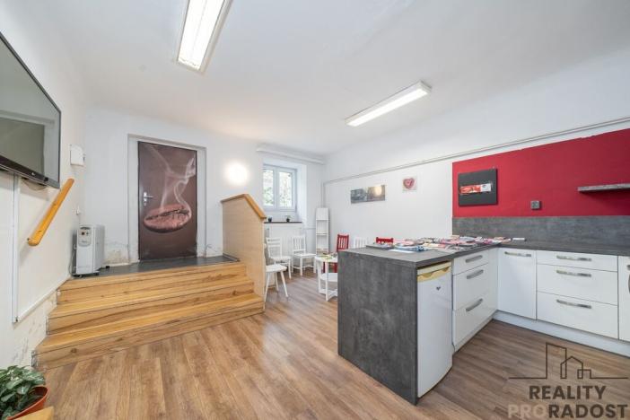 Prodej obchodního prostoru, Olomouc - Nová Ulice, 84 m2