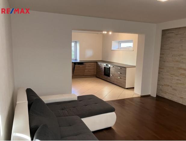 Prodej rodinného domu, Krahulov, 418 m2