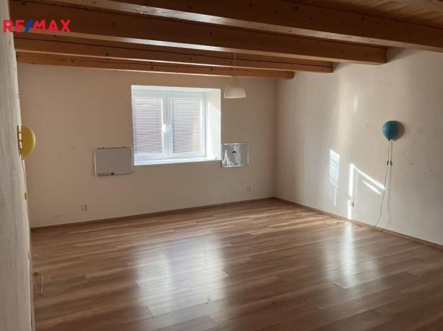 Prodej rodinného domu, Krahulov, 418 m2