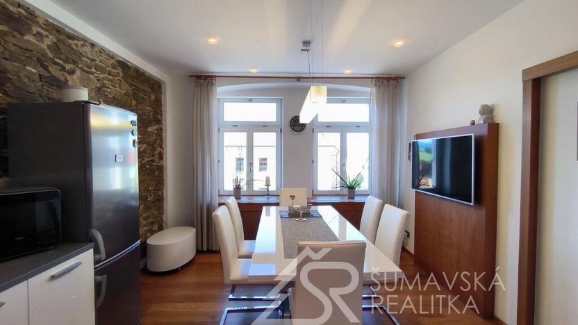 Prodej bytu 4+1, Kašperské Hory, Náměstí, 120 m2