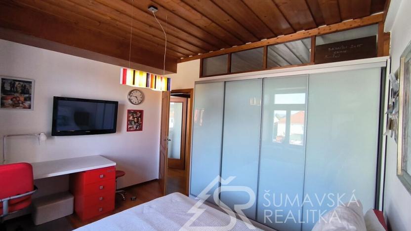 Prodej bytu 4+1, Kašperské Hory, Náměstí, 120 m2