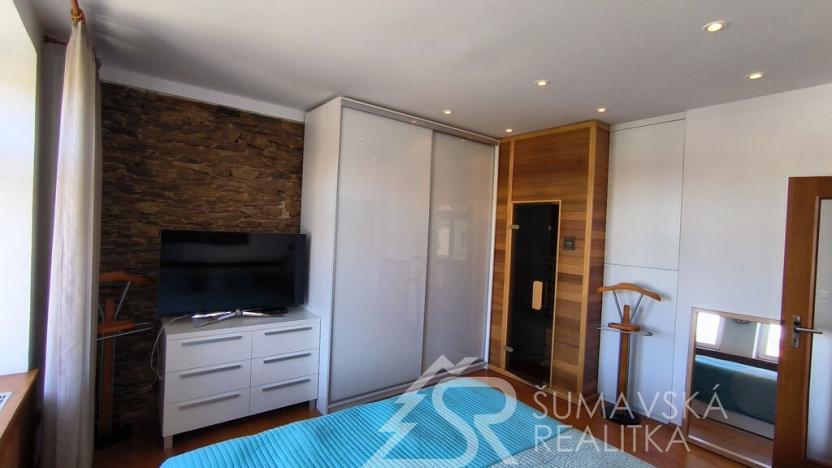 Prodej bytu 4+1, Kašperské Hory, Náměstí, 120 m2