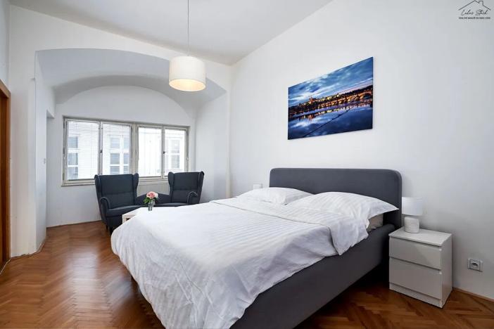 Prodej bytu 2+kk, Praha - Staré Město, Karlova, 55 m2