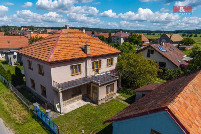 Prodej rodinného domu, Býšť, 226 m2