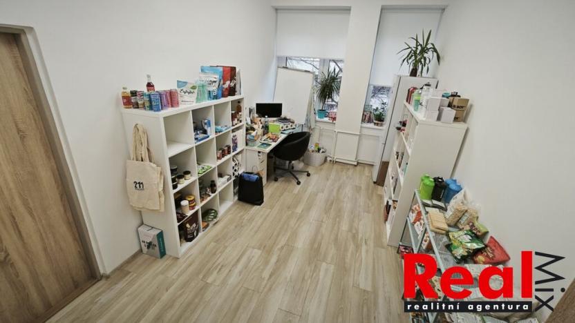 Pronájem kanceláře, Brno - Veveří, Bayerova, 16 m2