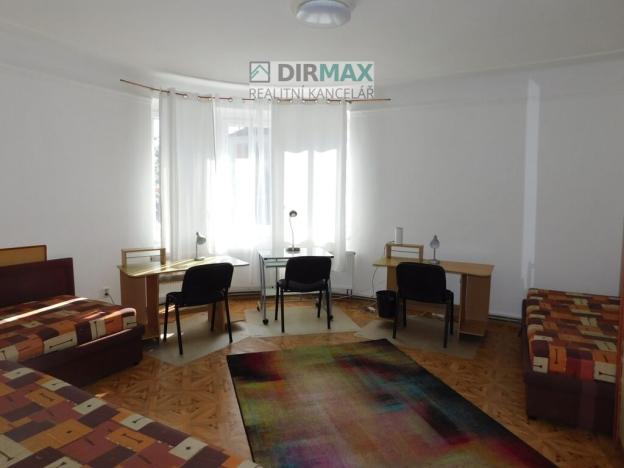 Pronájem atypického bytu, Plzeň, Ruská, 25 m2