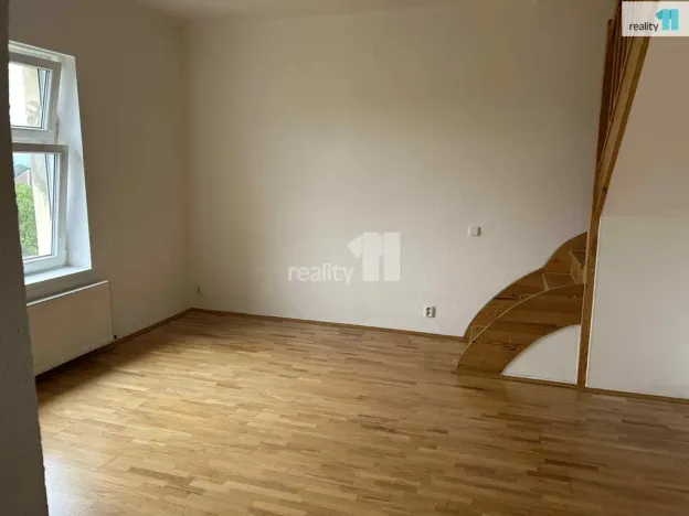 Pronájem bytu 2+kk, Praha - Braník, Na usedlosti, 75 m2
