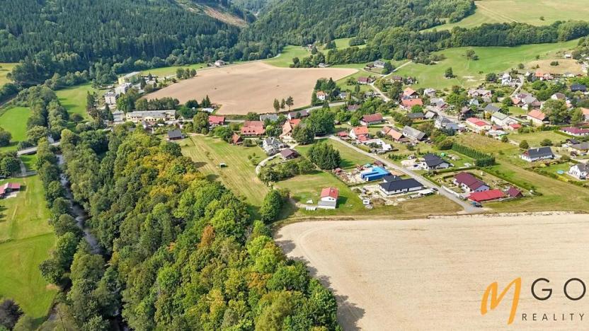 Prodej pozemku pro bydlení, Záchlumí, 3451 m2