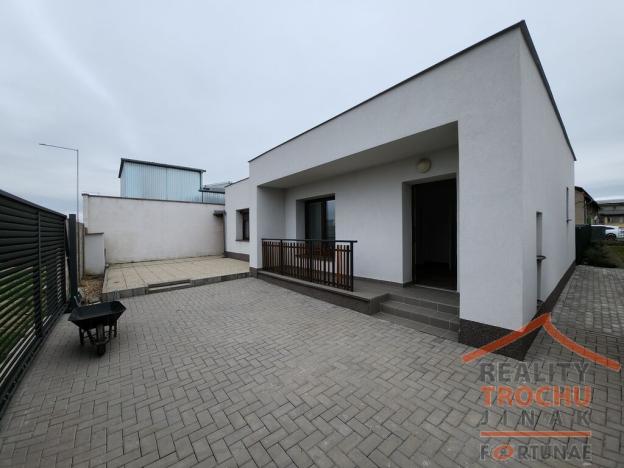 Prodej bytu 2+1, Předměřice nad Labem, Obránců míru, 88 m2