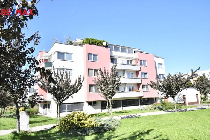 Pronájem bytu 2+kk, Hradec Králové - Třebeš, Svatojánská, 57 m2