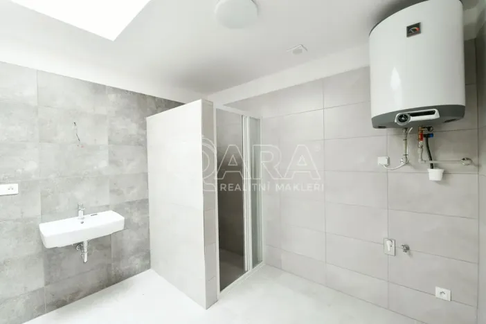 Pronájem bytu 2+kk, Benešov, Tyršova, 58 m2