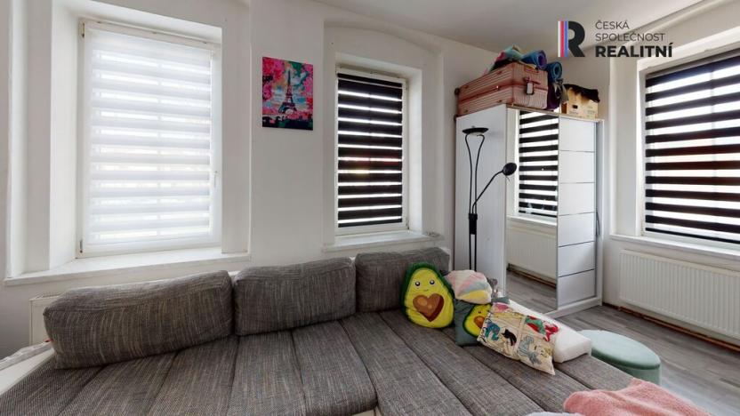 Pronájem bytu 1+1, Kraslice, 5. května, 74 m2