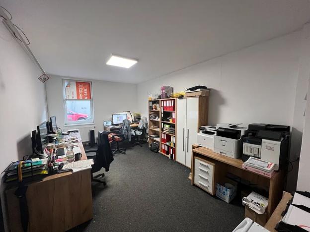 Pronájem obchodního prostoru, Cheb, Pekařská, 400 m2